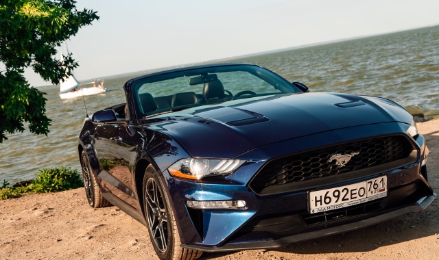 Аренда Ford Mustang Кабриолет в Крыму
